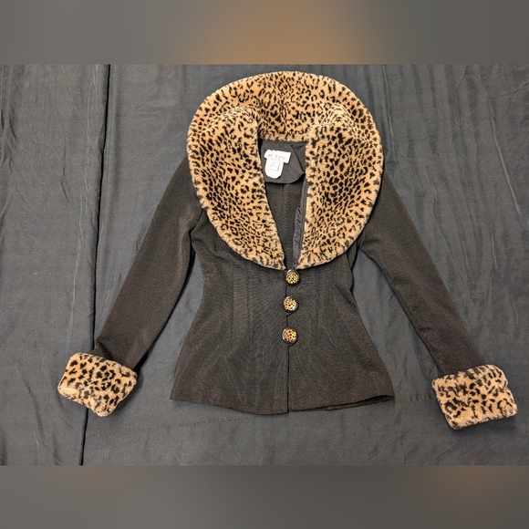 Vintage 90s THE ICING faux fur collar and cuffs two-piece suit pencil skirt sz 4 - Picture 10 of 14